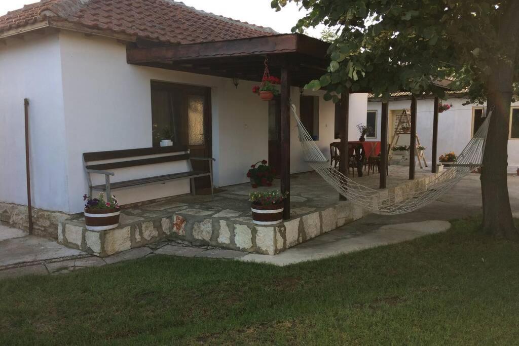 Guest House Kostadinovi Bŭlgarevo Eksteriør bilde